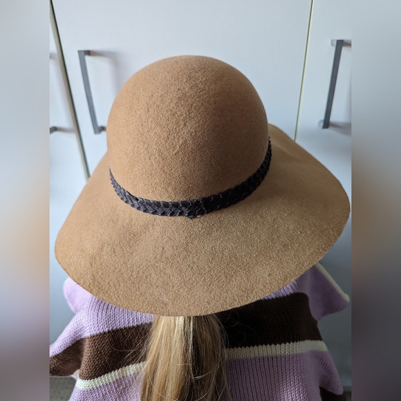Brown Topshop Hat 100% Wool - Picture 5 of 9